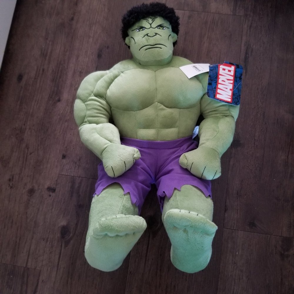 Marvel 24" Hulk Plush (Jay Franco)